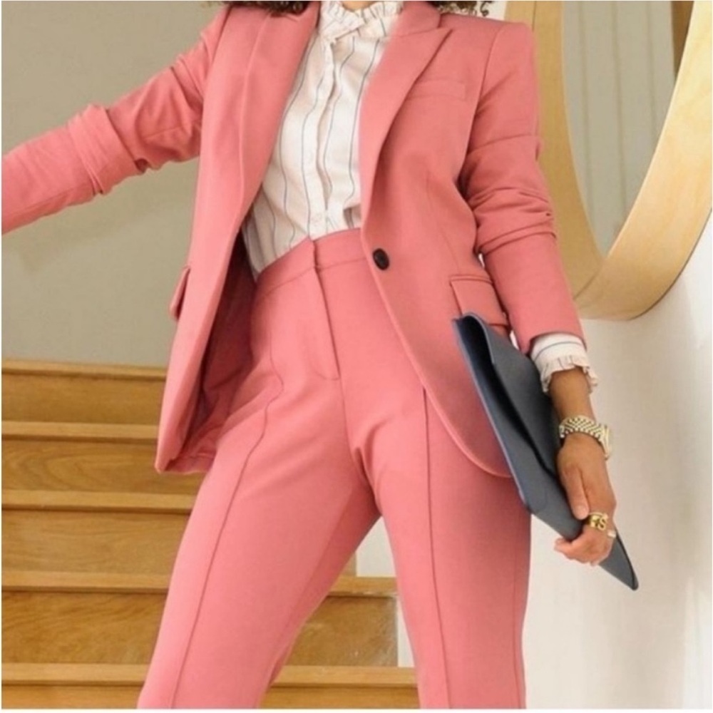 Veronica Beard Cutaway Dickey Jacket Blazer
Mauve Pink Size 8